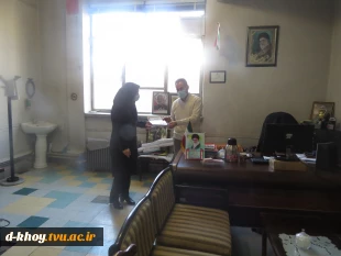 تجلیل از همکاران آقا به مناسبت فرا رسیدن ولادت حضرت علی (ع) و روز مرد در آموزشکده فنی و حرفه ای دختران خوی 4