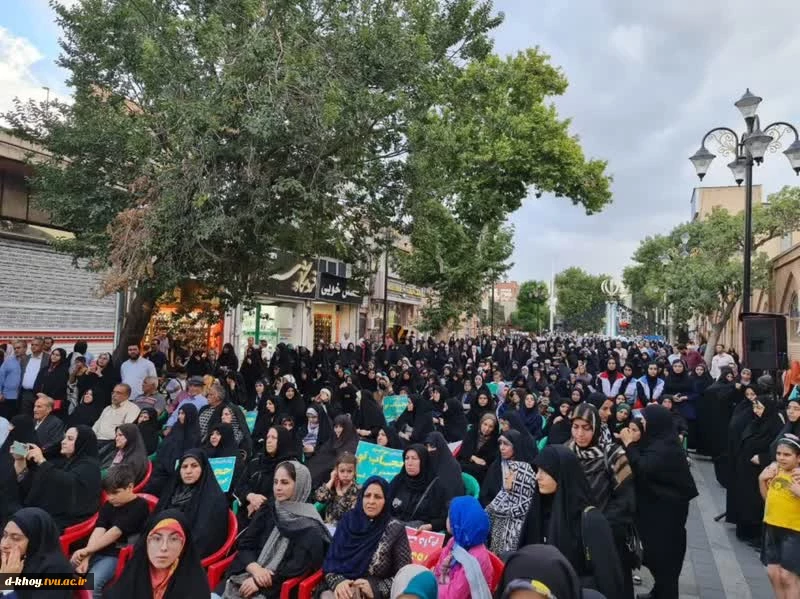 انتخاب رئیس آموزشکده دختران خوی  به عنوان الگوی برتر عفاف و حجاب دانشگاهیان شهرستان خوی 6